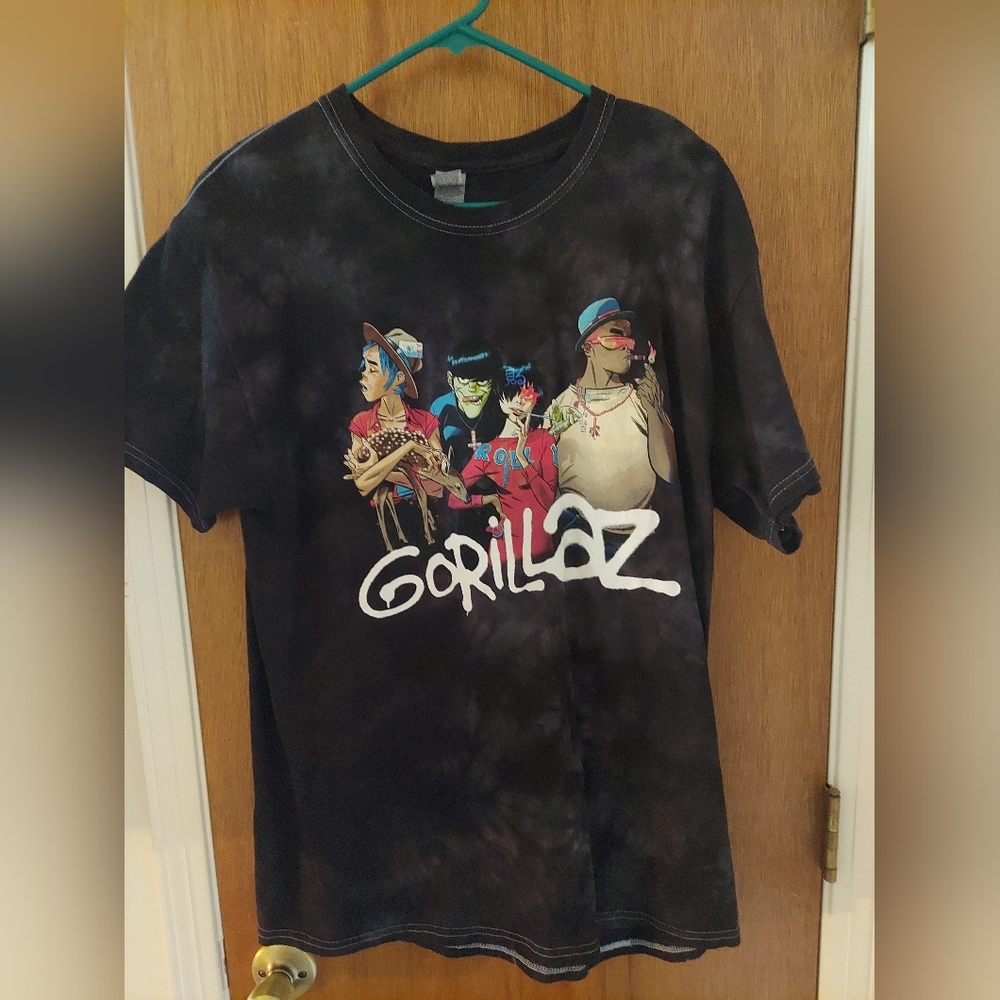 Gorillaz animated band member tshirt. Size L